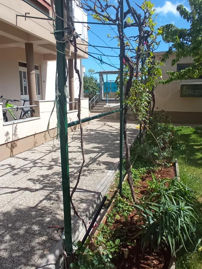 Apartment Meri- Near The Zadar Main Bus Station Exterior photo